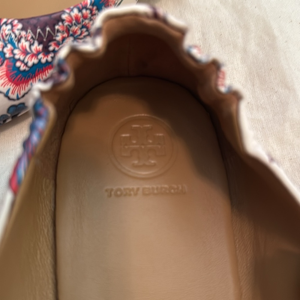 Tory Burch Floral Print Flats - Multicolor - Picture 3 of 6